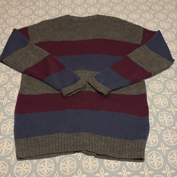 Vintage Eddie Bauer 100% wool cardigan - Picture 3 of 8